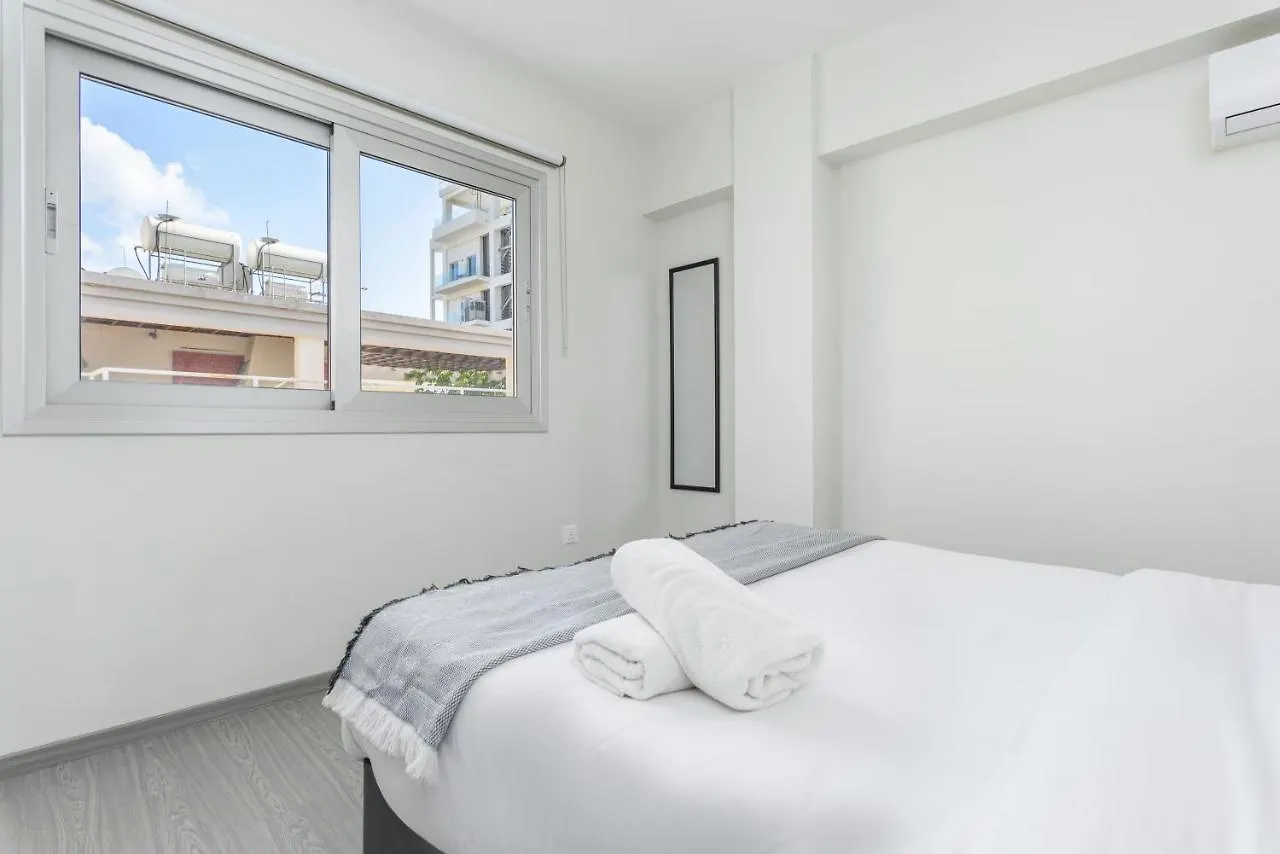 Apartment Amore 2-Br Apt By Finikoudes Larnaca